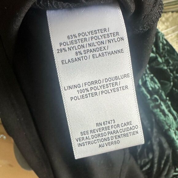 Maison Tara Green Floral Crushed Velvet Dress 14 - Picture 5 of 7